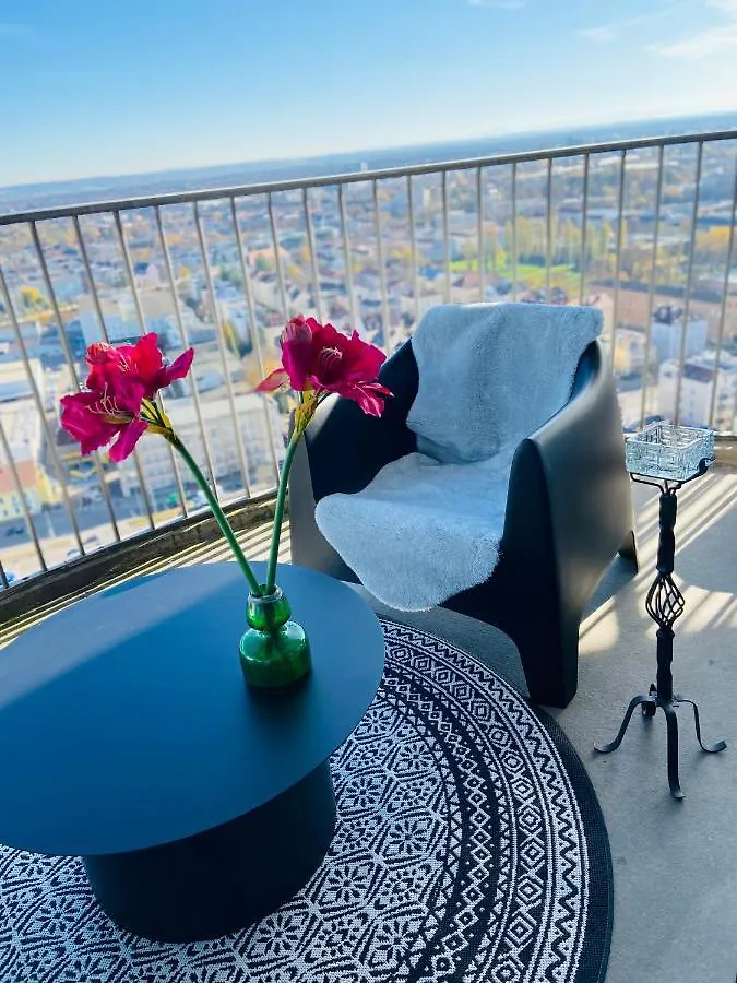 شقة Hotelturm Augsburg Appartment 29 Stock ألمانيا